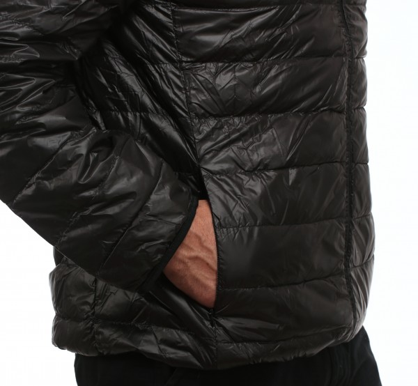 Mikro-Daunen-Jacke schwarz