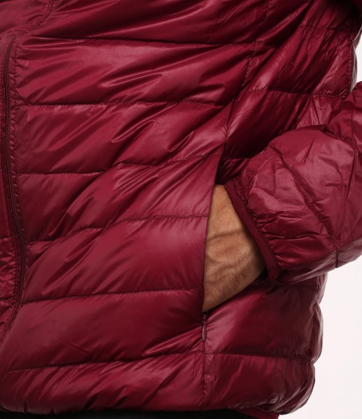 Mikro-Daunen-Jacke weinrot