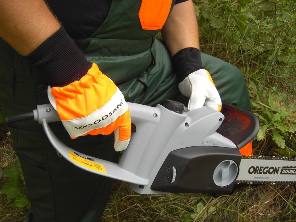 Schnittschutz- Handschuhe